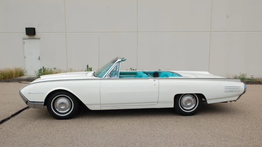 1961 Ford Thunderbird 3rd Gen - Image 2 of 12