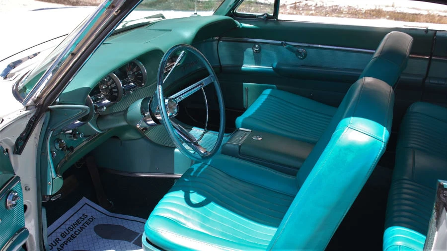 1961 Ford Thunderbird 3rd Gen - Image 4 of 12