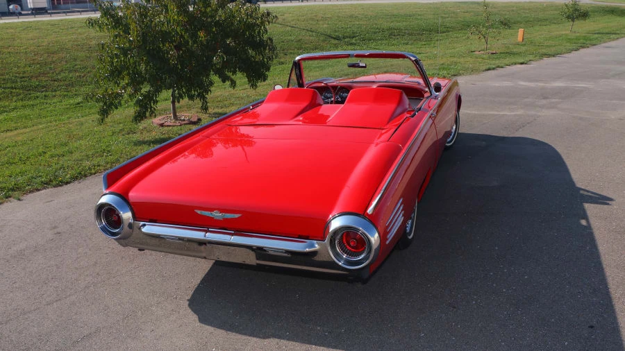 1961 Ford Thunderbird 3rd Gen - Image 9 of 12