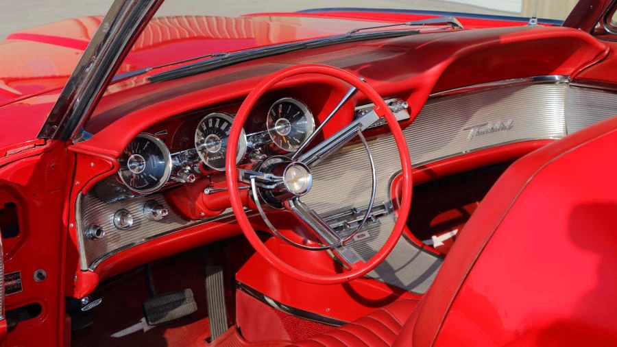 1961 Ford Thunderbird 3rd Gen - Image 10 of 12