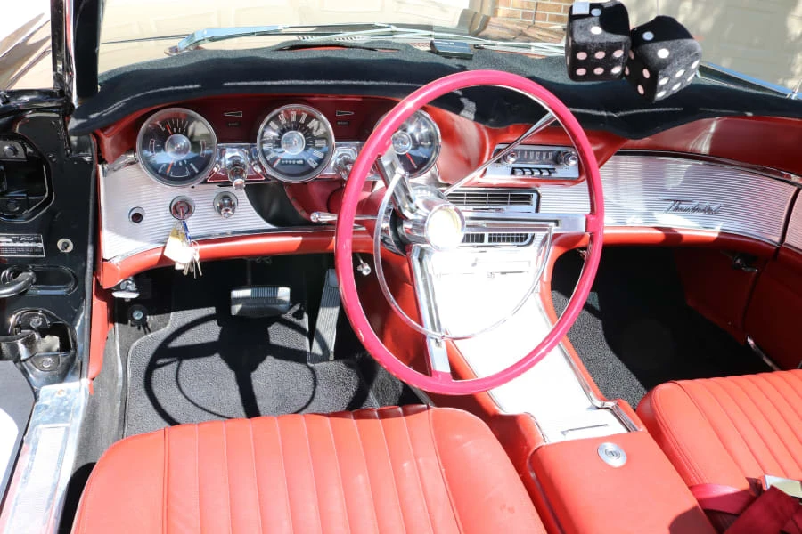 1961 Ford Thunderbird 3rd Gen - Image 21 of 31