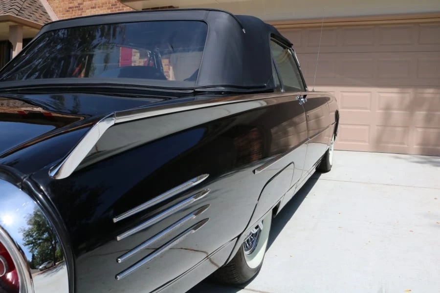 1961 Ford Thunderbird 3rd Gen - Image 14 of 31