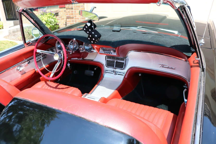 1961 Ford Thunderbird 3rd Gen - Image 31 of 31