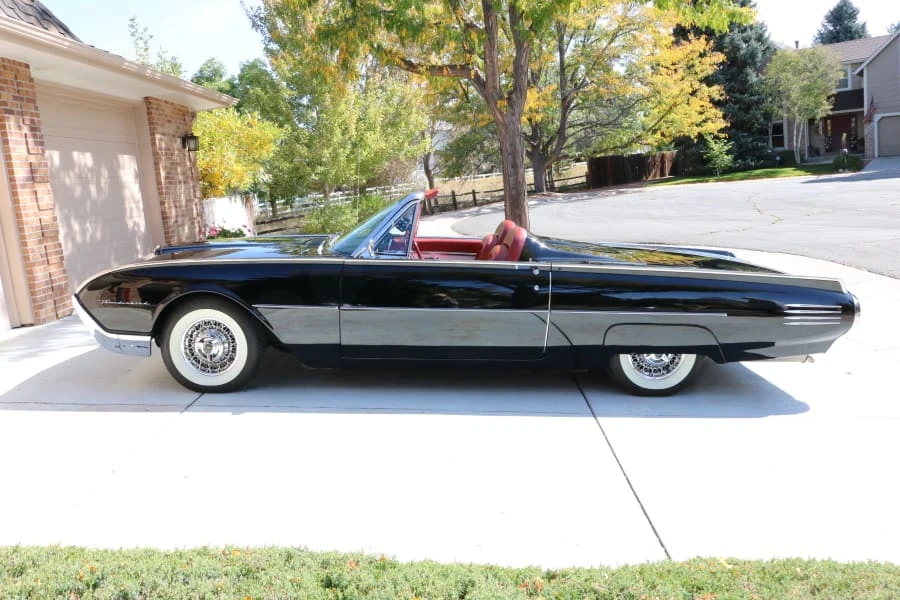 1961 Ford Thunderbird 3rd Gen - Image 9 of 31