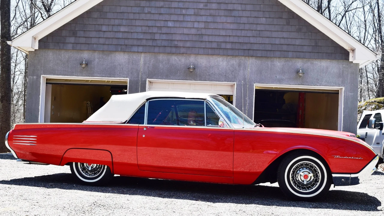 1961 Ford Thunderbird 3rd Gen - Image 4 of 31