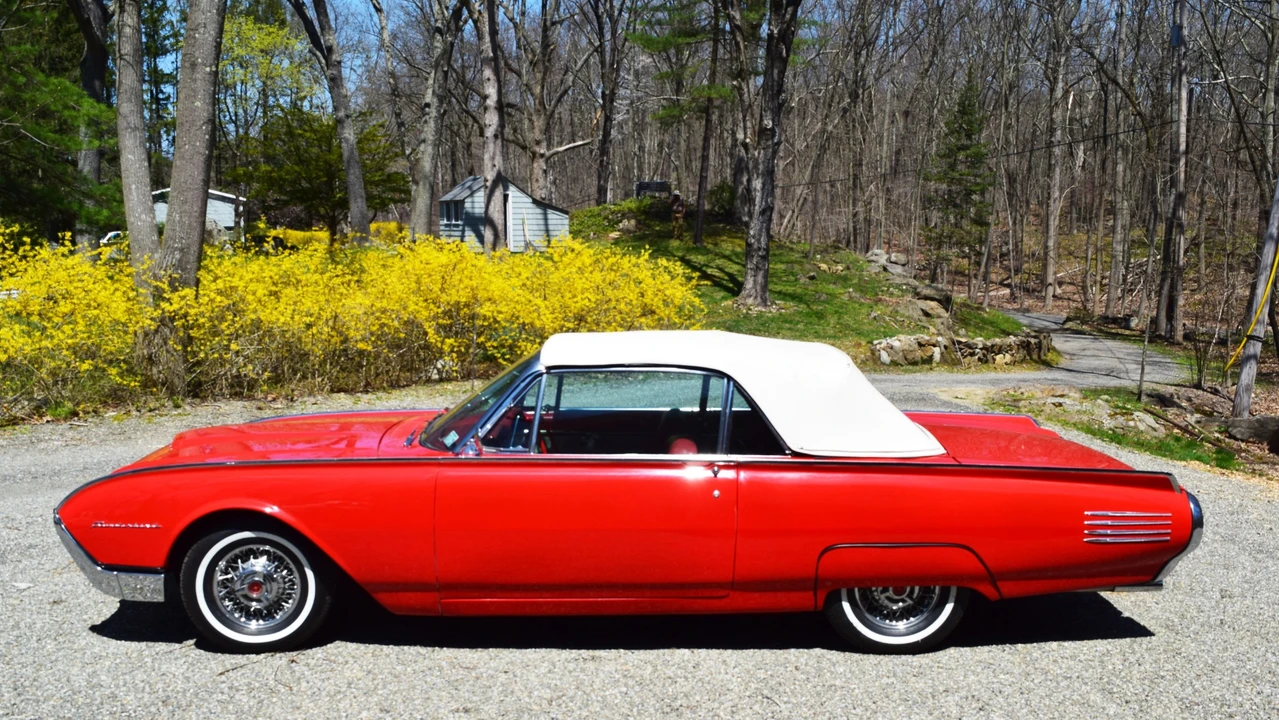 1961 Ford Thunderbird 3rd Gen - Image 11 of 31
