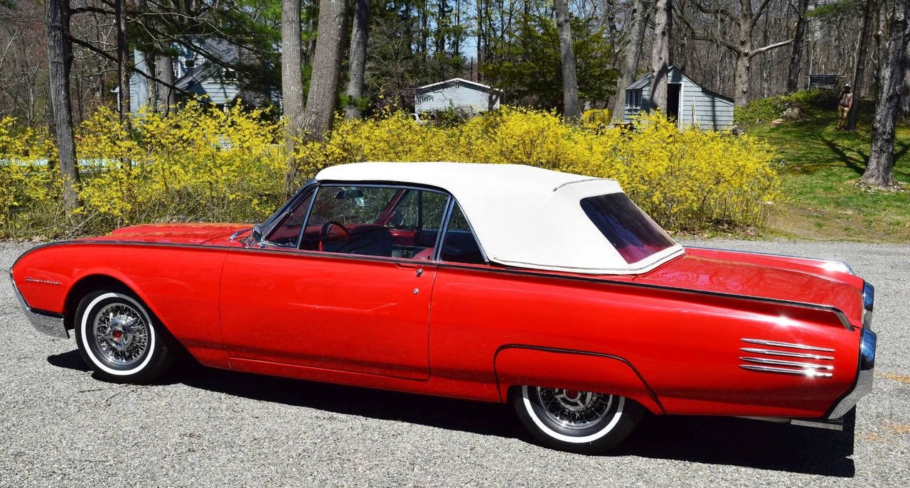 1961 Ford Thunderbird 3rd Gen - Image 12 of 31