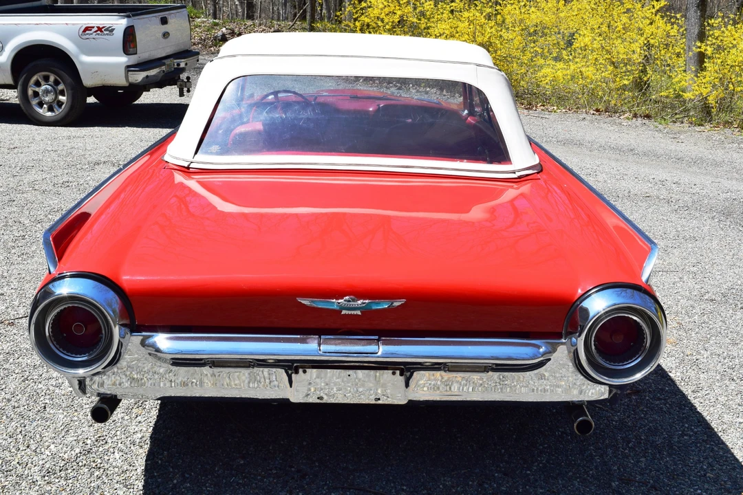 1961 Ford Thunderbird 3rd Gen - Image 17 of 31