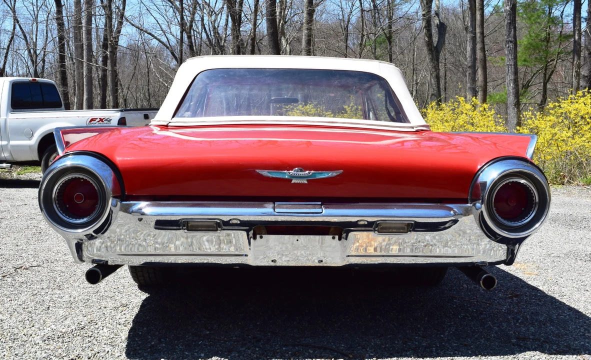 1961 Ford Thunderbird 3rd Gen - Image 18 of 31