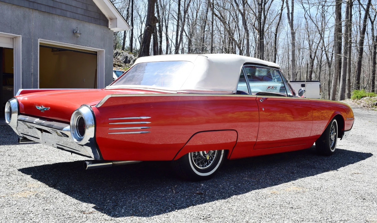 1961 Ford Thunderbird 3rd Gen - Image 20 of 31