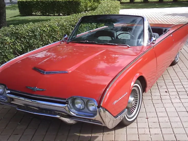 1961 Ford Thunderbird 3rd Gen - Image 2 of 4