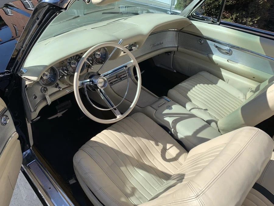 1961 Ford Thunderbird 3rd Gen - Image 4 of 11