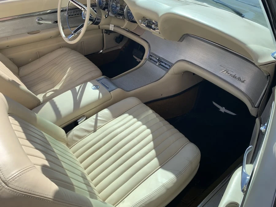 1961 Ford Thunderbird 3rd Gen - Image 5 of 11