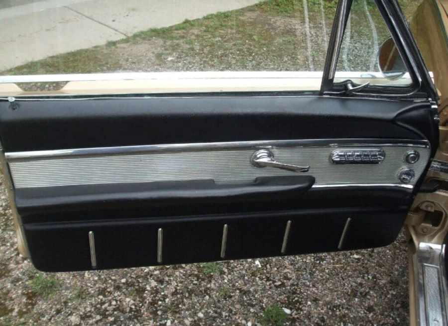 1961 Ford Thunderbird 3rd Gen - Image 4 of 8