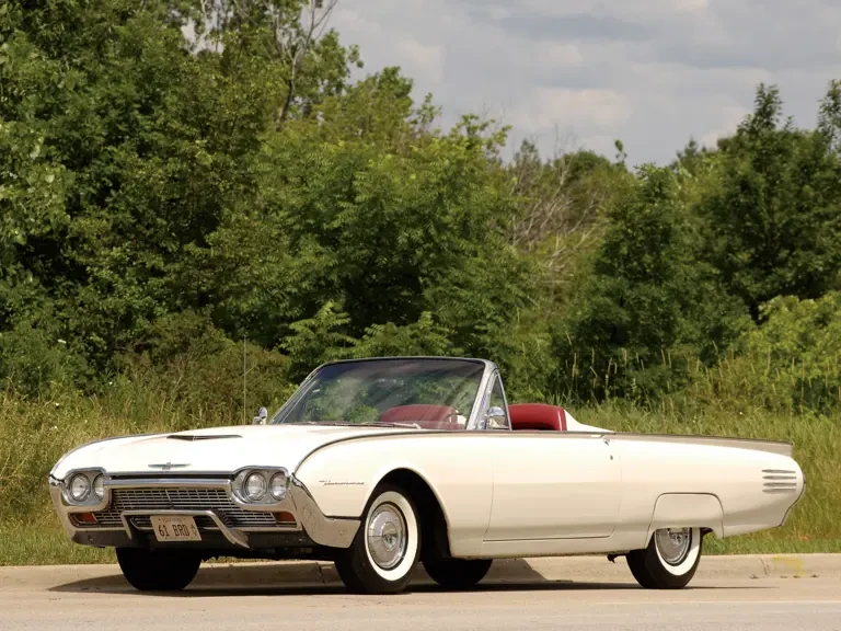 1961 Ford Thunderbird 3rd Gen - Image 2 of 2