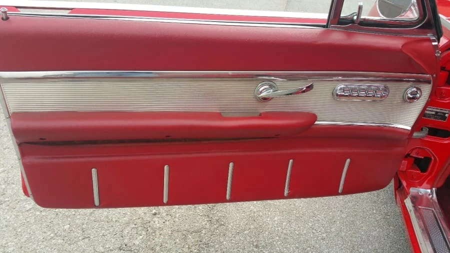1961 Ford Thunderbird 3rd Gen - Image 7 of 10