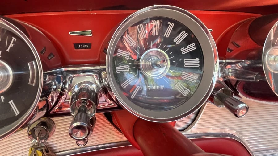 1961 Ford Thunderbird 3rd Gen - Image 22 of 25