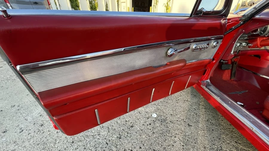1961 Ford Thunderbird 3rd Gen - Image 3 of 20