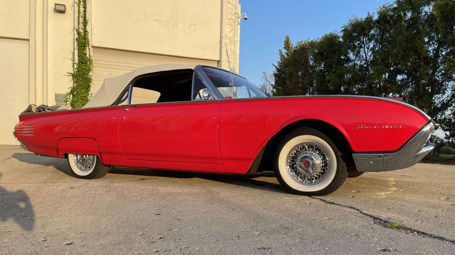1961 Ford Thunderbird 3rd Gen - Image 19 of 20