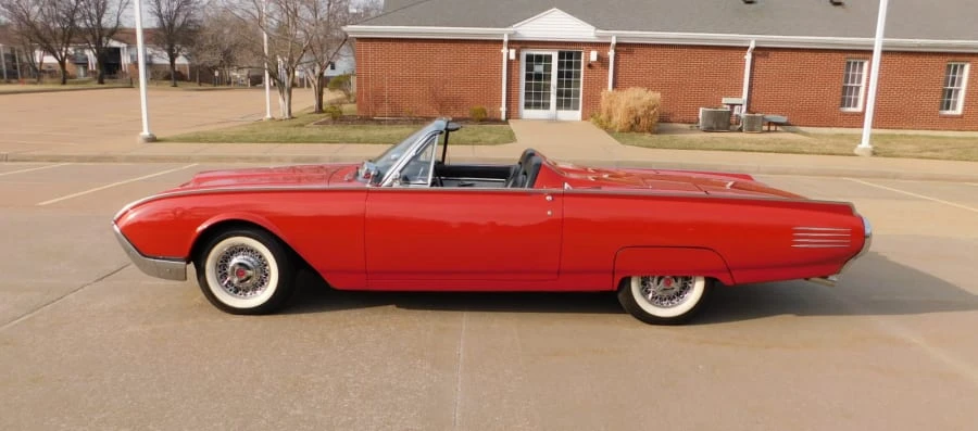 1961 Ford Thunderbird 3rd Gen - Image 2 of 15
