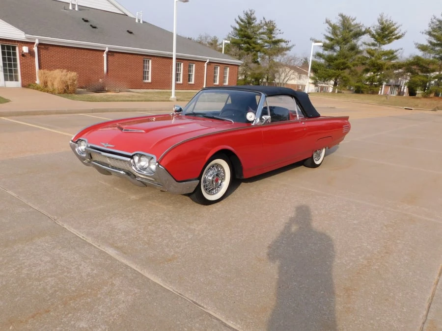 1961 Ford Thunderbird 3rd Gen - Image 14 of 15