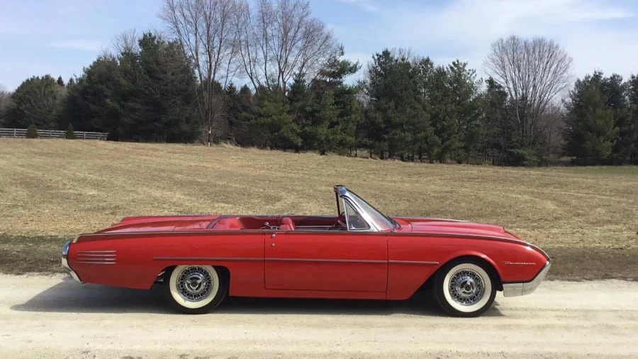 1961 Ford Thunderbird 3rd Gen - Image 2 of 31
