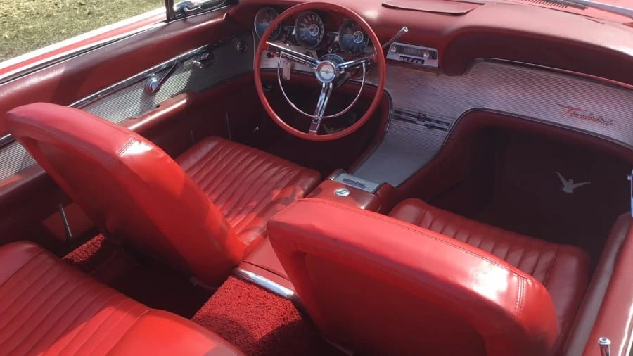 1961 Ford Thunderbird 3rd Gen - Image 9 of 31