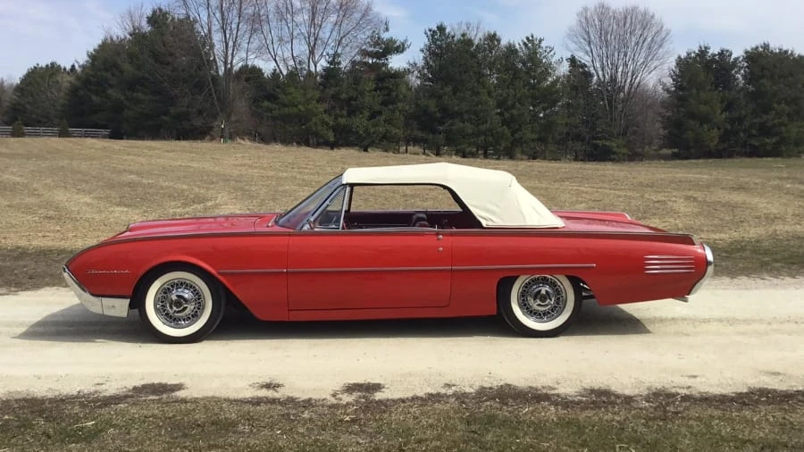1961 Ford Thunderbird 3rd Gen - Image 12 of 31