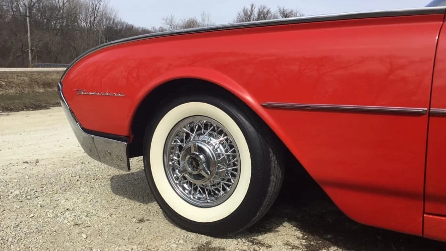 1961 Ford Thunderbird 3rd Gen - Image 22 of 31