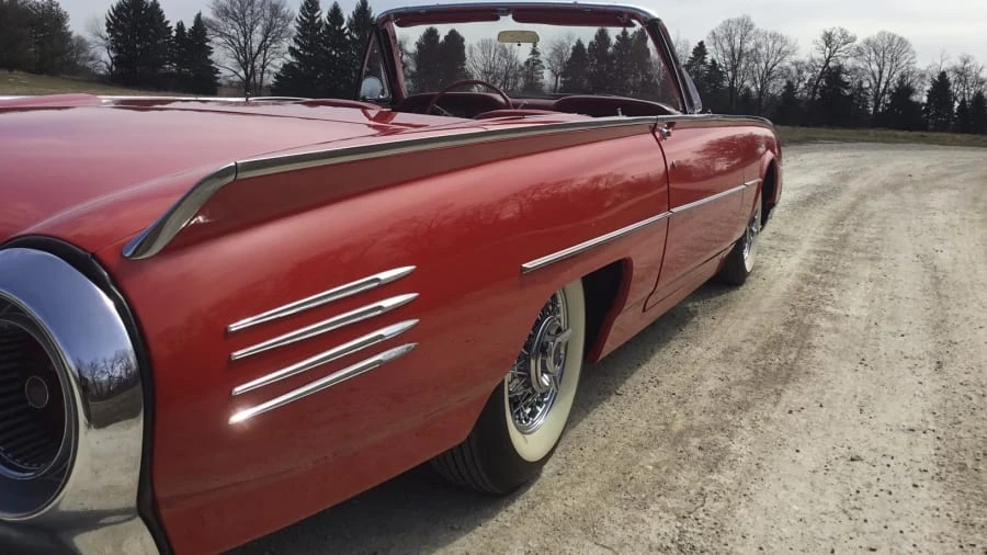1961 Ford Thunderbird 3rd Gen - Image 24 of 31