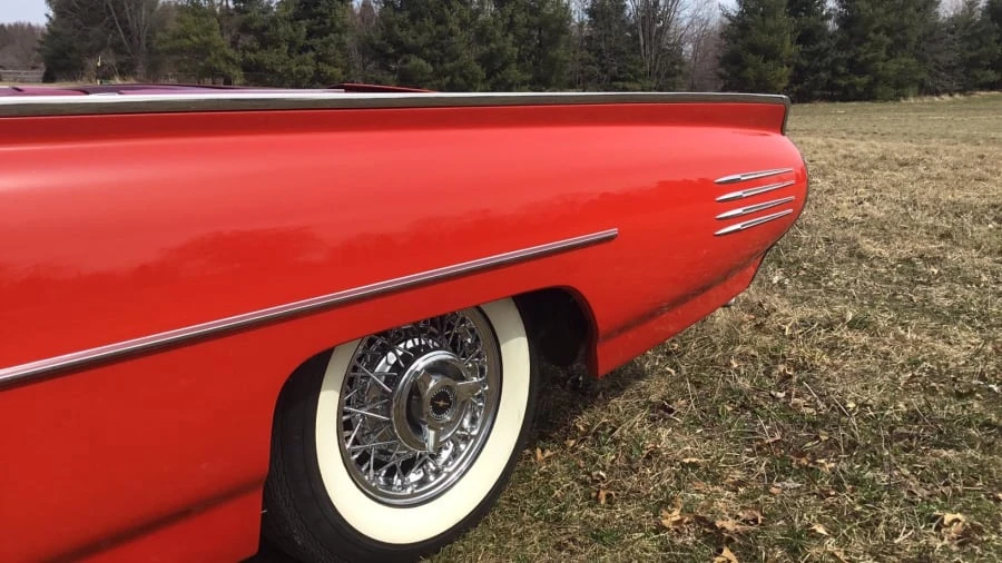 1961 Ford Thunderbird 3rd Gen - Image 25 of 31