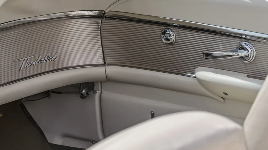 1961 Ford Thunderbird 3rd Gen - Image 8 of 11
