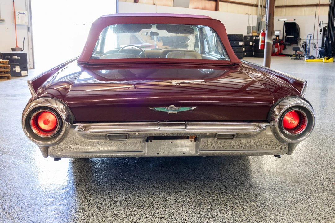 1961 Ford Thunderbird 3rd Gen - Image 10 of 31