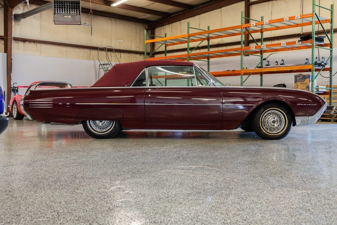 1961 Ford Thunderbird 3rd Gen - Image 4 of 31