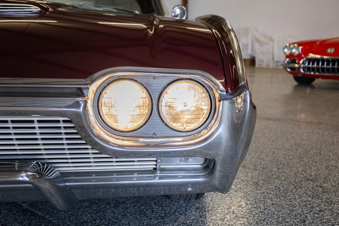 1961 Ford Thunderbird 3rd Gen - Image 12 of 31