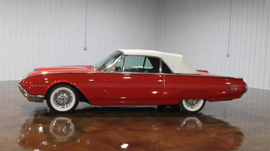1961 Ford Thunderbird 3rd Gen - Image 2 of 25