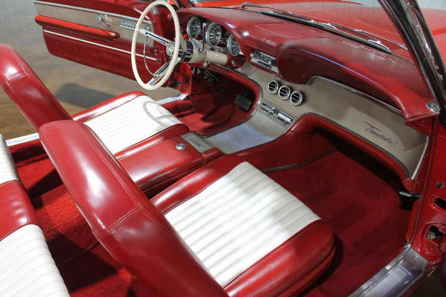 1961 Ford Thunderbird 3rd Gen - Image 15 of 25