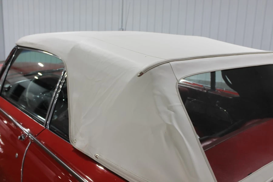 1961 Ford Thunderbird 3rd Gen - Image 14 of 25
