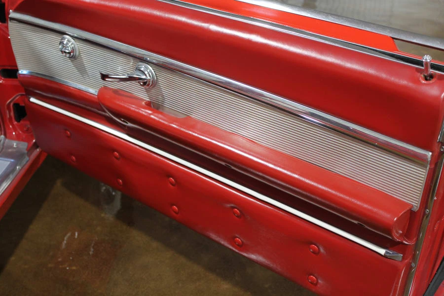 1961 Ford Thunderbird 3rd Gen - Image 20 of 25