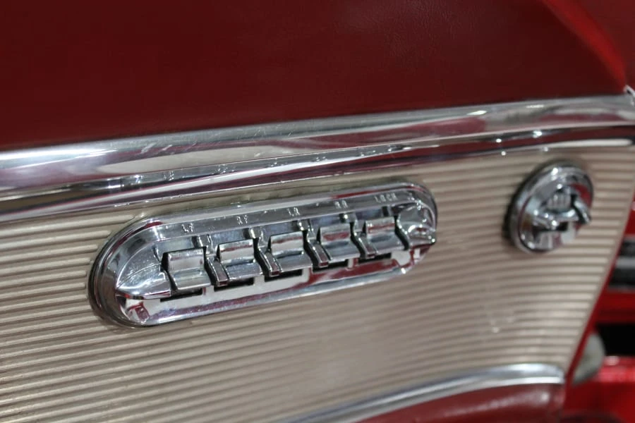 1961 Ford Thunderbird 3rd Gen - Image 18 of 25