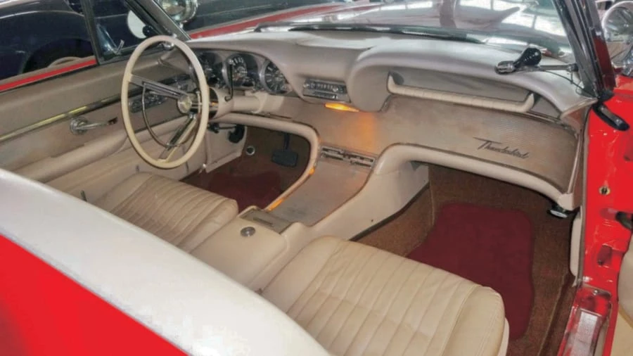 1961 Ford Thunderbird 3rd Gen - Image 7 of 11