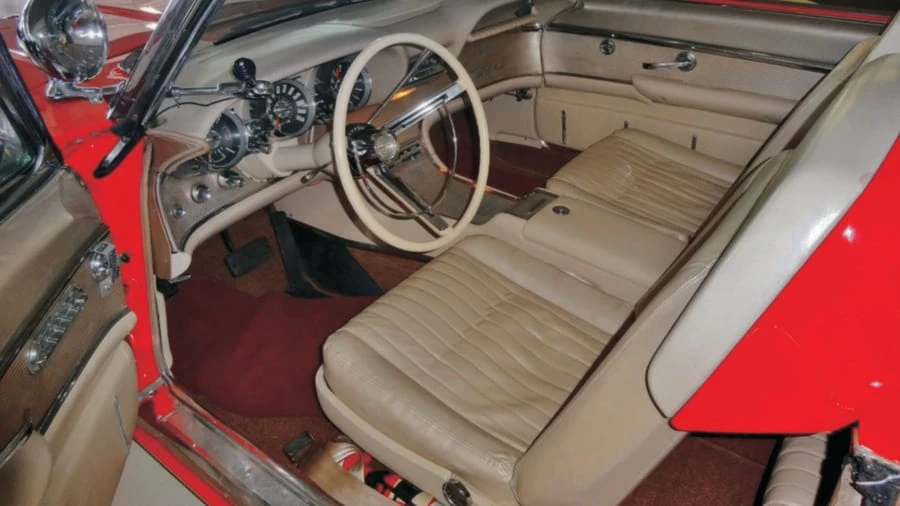 1961 Ford Thunderbird 3rd Gen - Image 5 of 11
