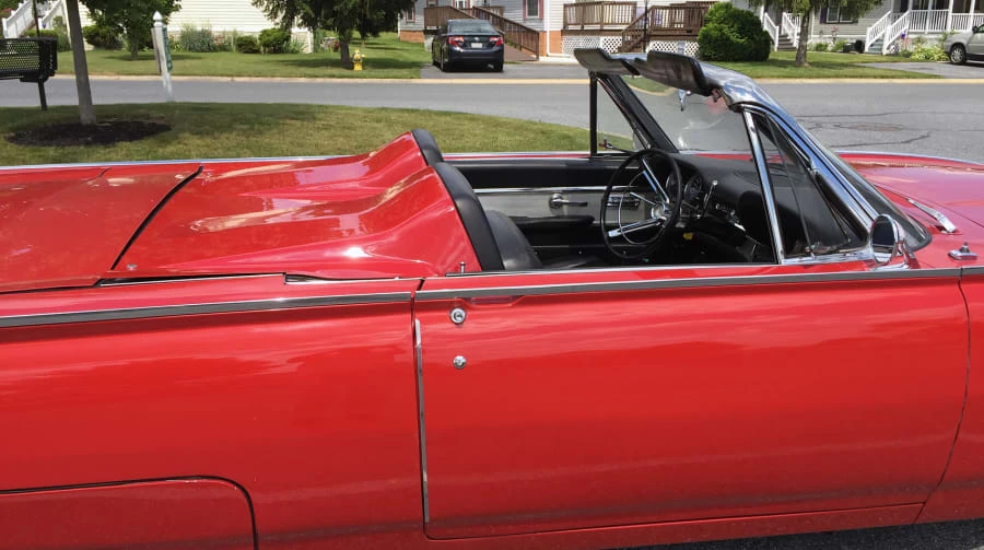 1961 Ford Thunderbird 3rd Gen - Image 9 of 12