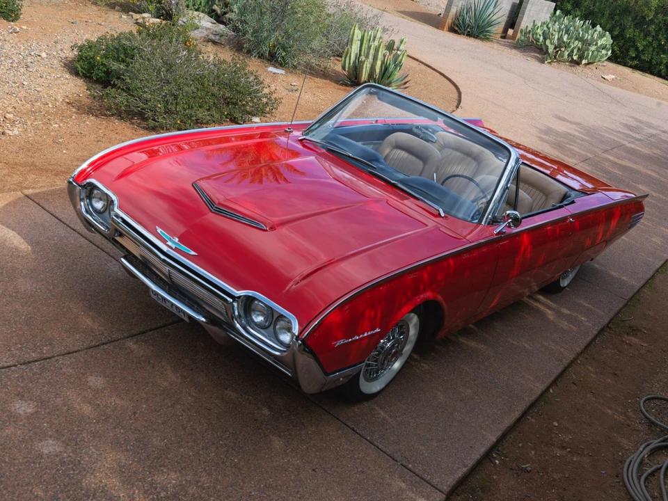 1961 Ford Thunderbird 3rd Gen - Image 30 of 31