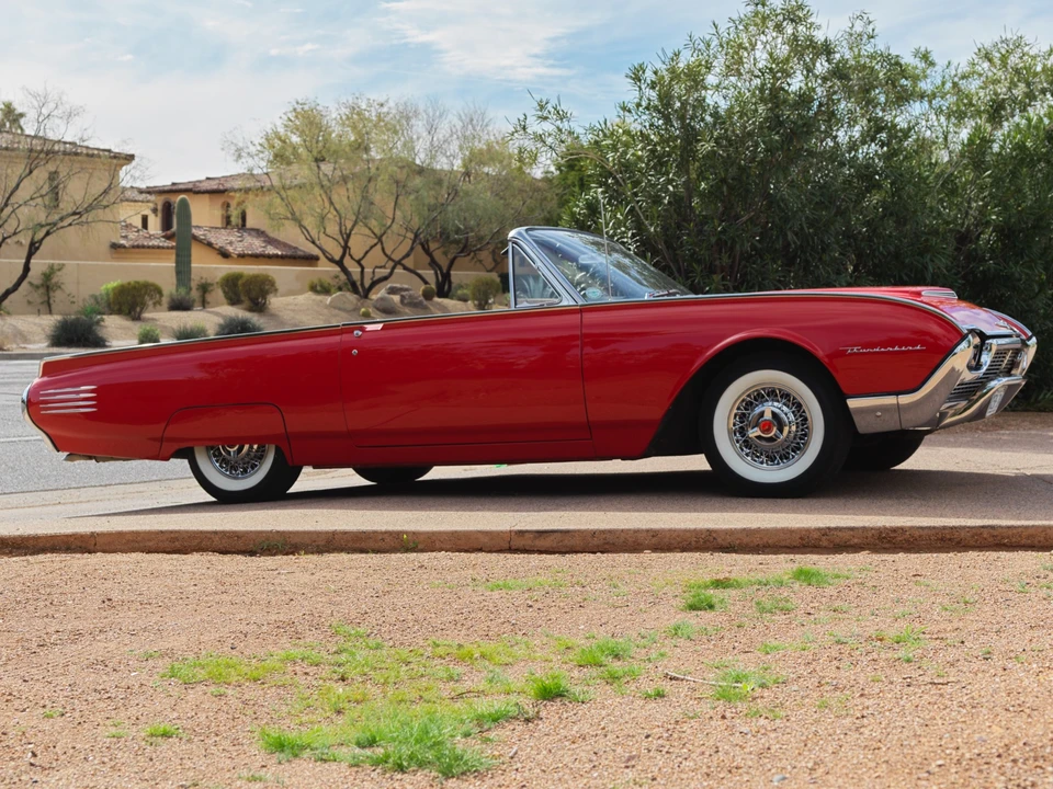 1961 Ford Thunderbird 3rd Gen - Image 12 of 31