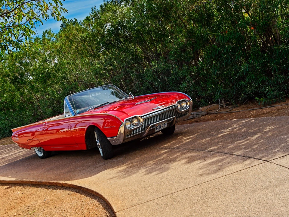 1961 Ford Thunderbird 3rd Gen - Image 18 of 31