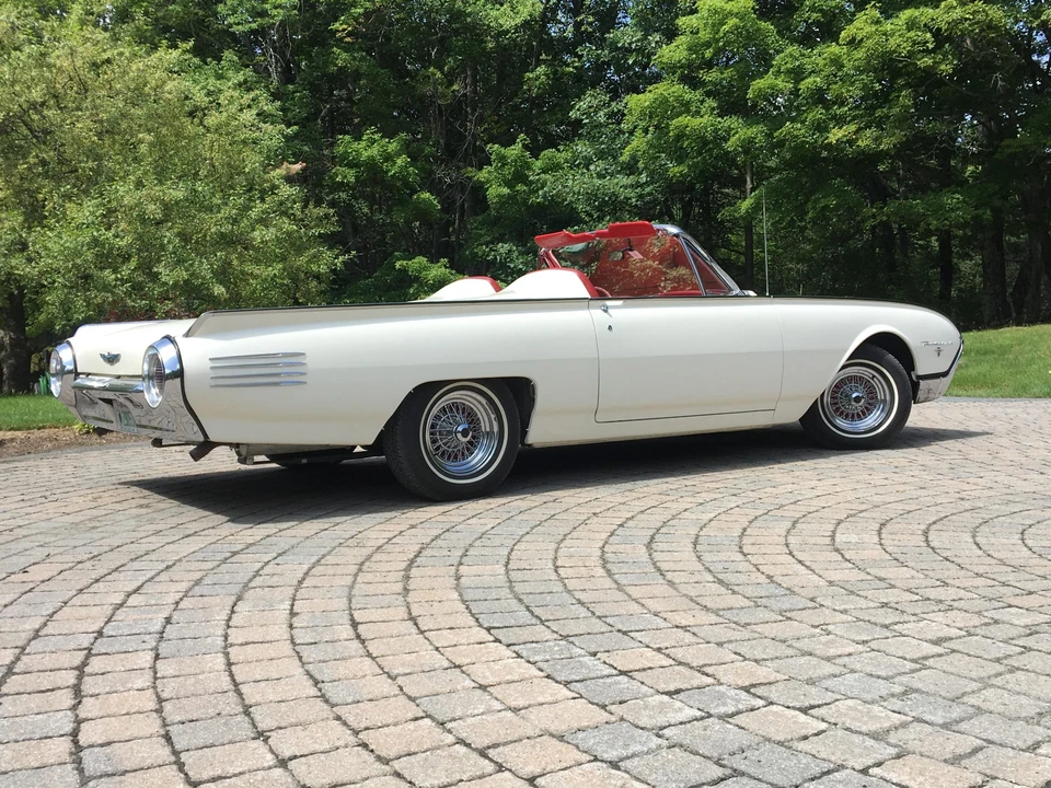 1961 Ford Thunderbird 3rd Gen - Image 3 of 31