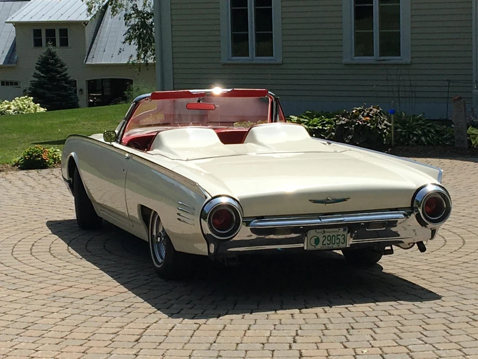 1961 Ford Thunderbird 3rd Gen - Image 7 of 31
