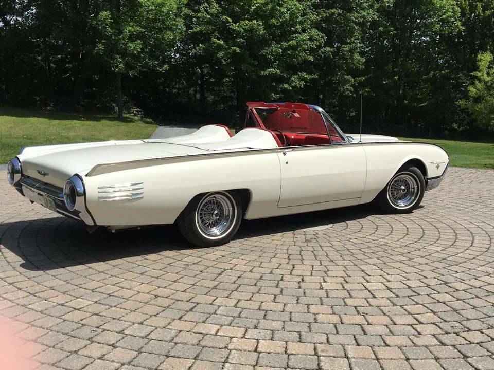 1961 Ford Thunderbird 3rd Gen - Image 4 of 31