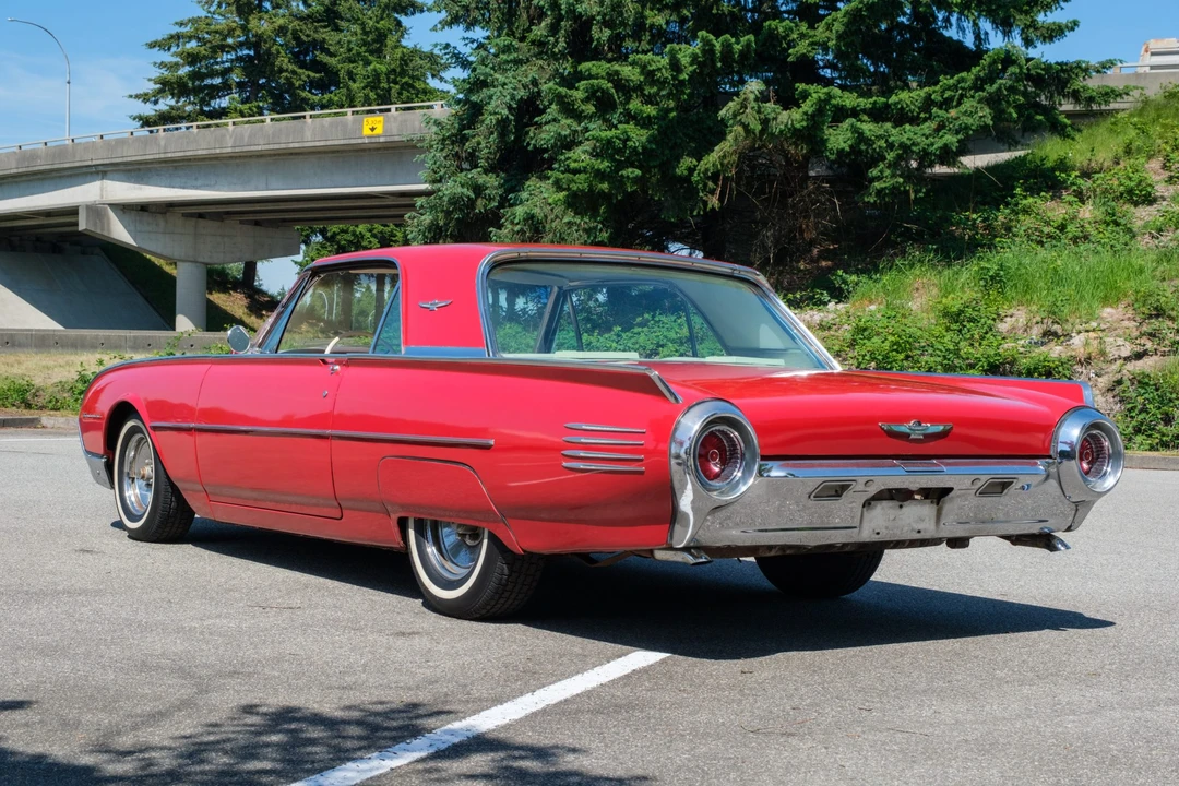 1961 Ford Thunderbird 3rd Gen - Image 7 of 31